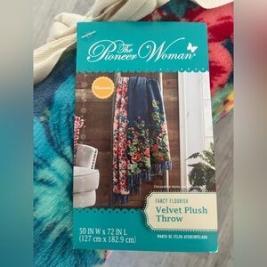 Floral Velvet Plush Throw